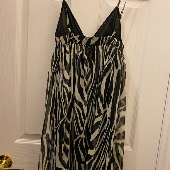 H&m zebra print chiffon mini dress - Picture 6 of 6